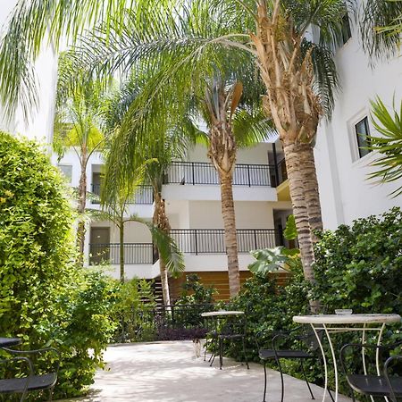 Alecos Hotel Apartments Paphos Exteriör bild